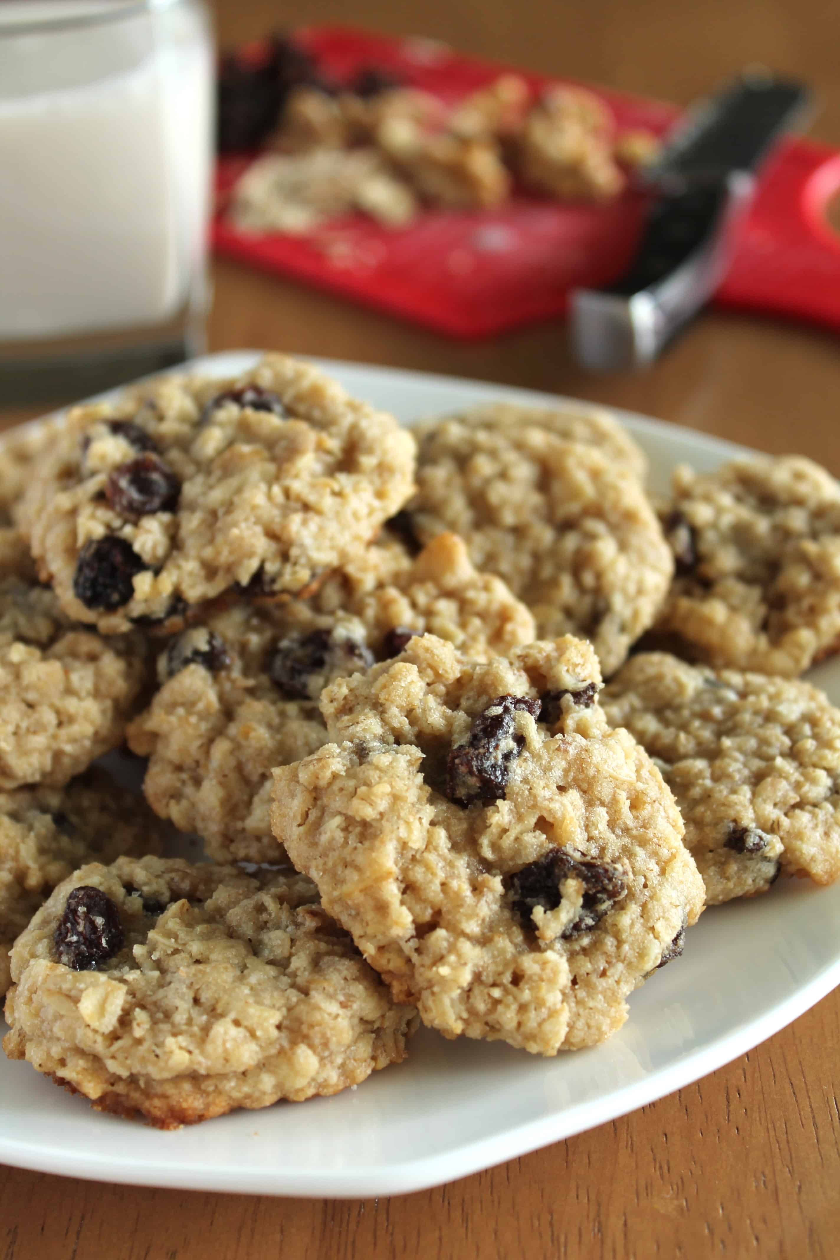 Oatmeal Raisin Cookies - Vegan Yumminess